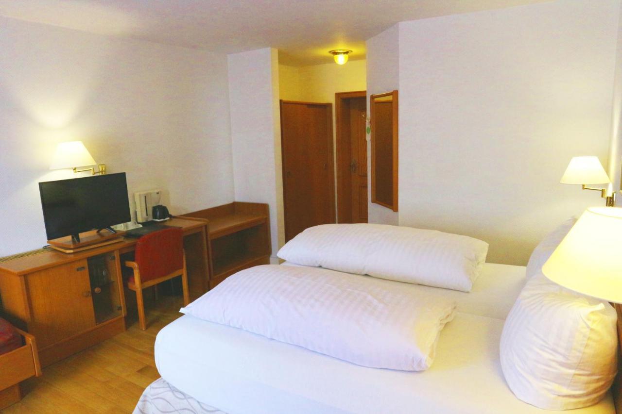Hotel Poeker Meppen Esterno foto